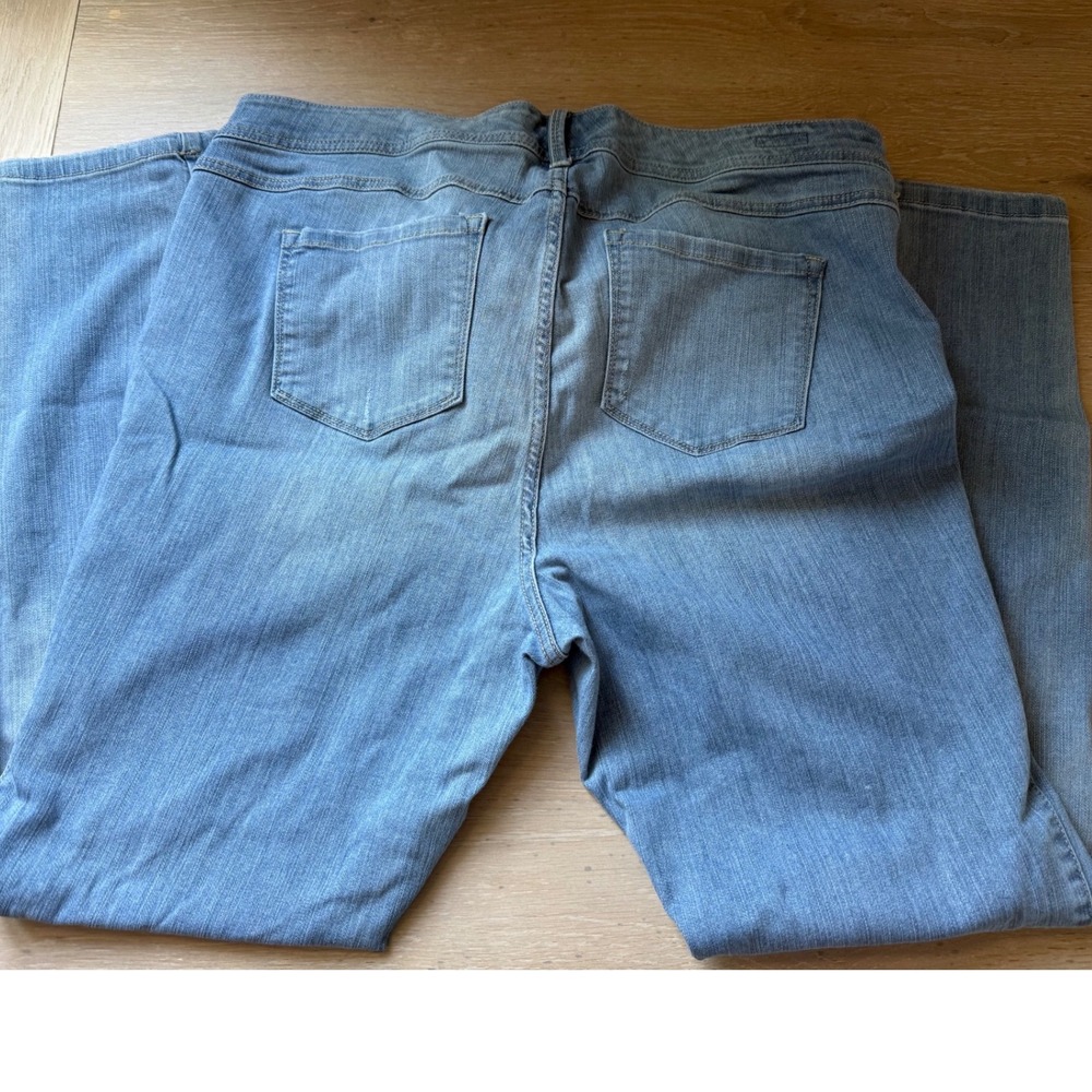 Torrid Luxe Skinny Jeans Womens 20R Light Wash Distressed Stretch Denim Pants